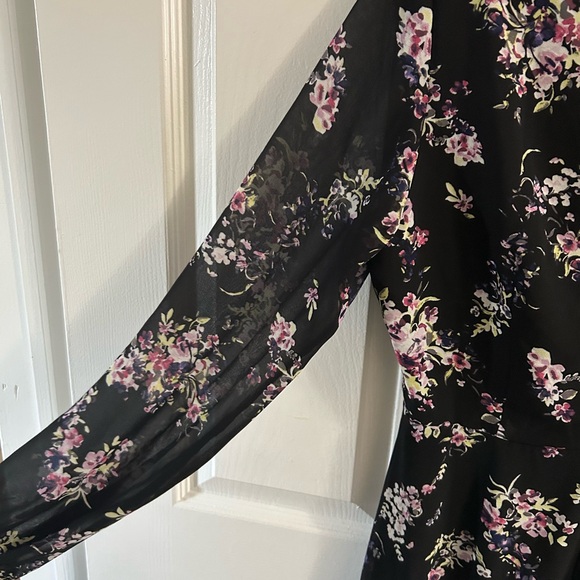 Floral dress - Picture 5 of 6